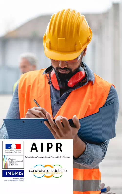 un apprenant de la formation AIPR encadrant sur un chantier